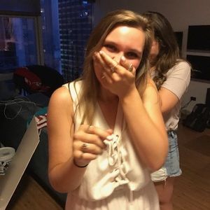 Meet your Posher, Holly